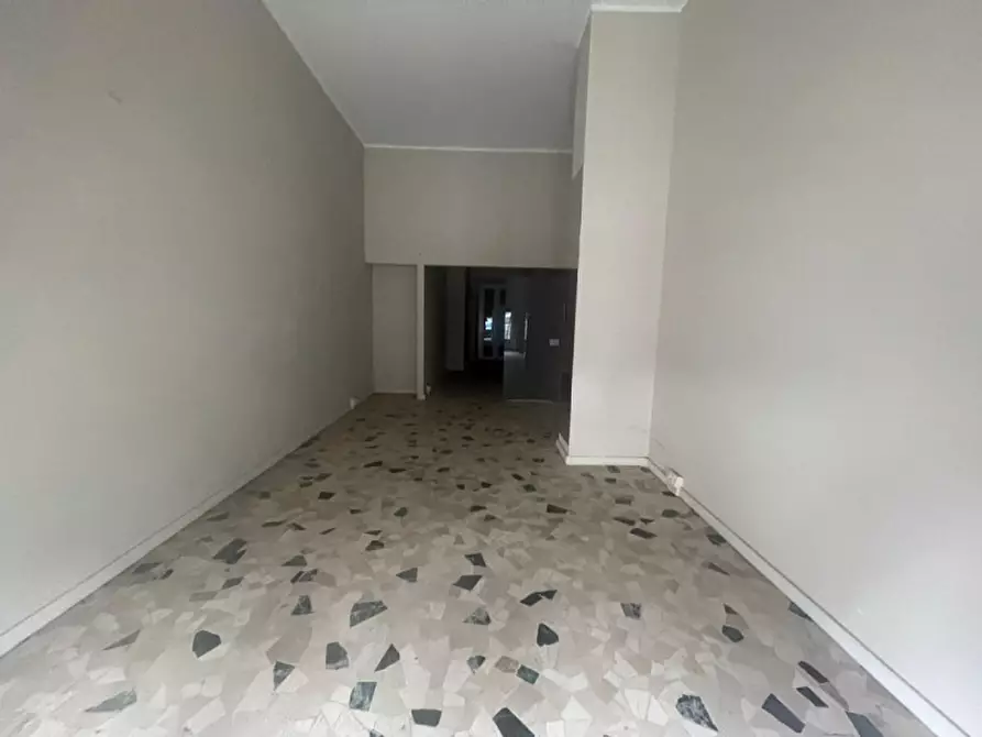 Immagine 8 di Negozio in affitto  in Piazzale San Gabriele di Gorizia 175/E a Torino