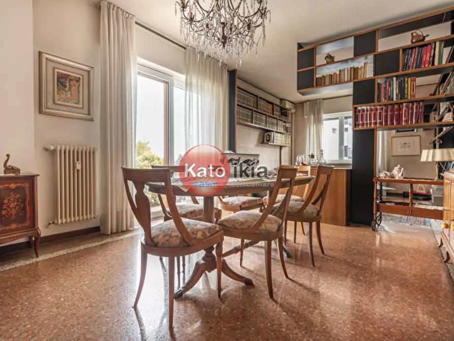 Immagine 2 di Appartamento in vendita  in Via Pizzoccaro a Vicenza