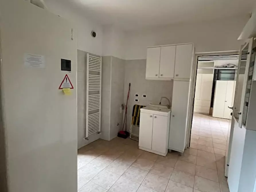 Immagine 15 di Villa in vendita  a Padova