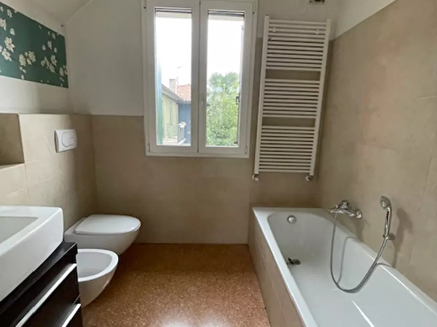 Immagine 32 di Villa in vendita  a Padova