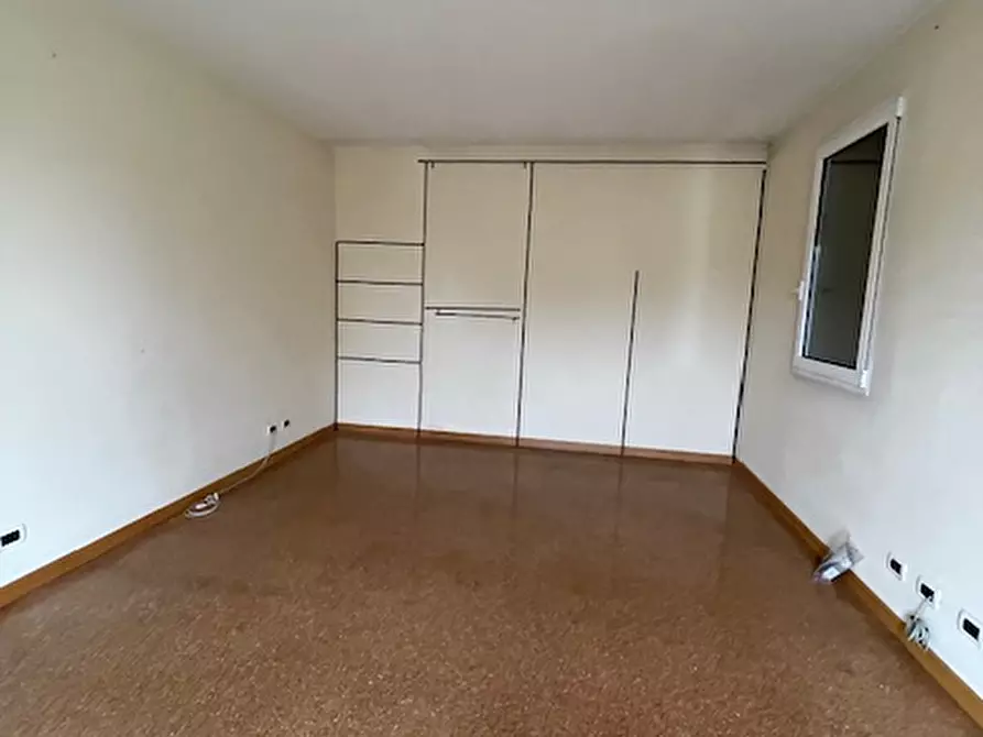 Immagine 36 di Villa in vendita  a Padova