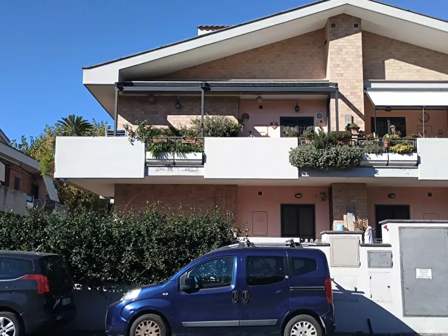 Immagine 3 di Appartamento in vendita  in Via Lidia Bianchi a Roma