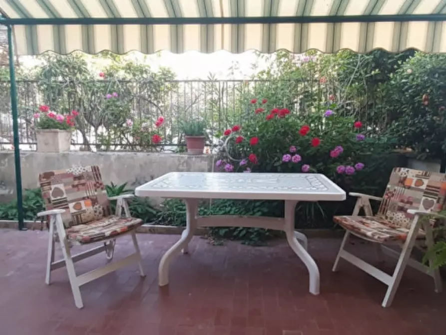 Immagine 2 di Appartamento in vendita  in angolo via di Villa Adele a Anzio