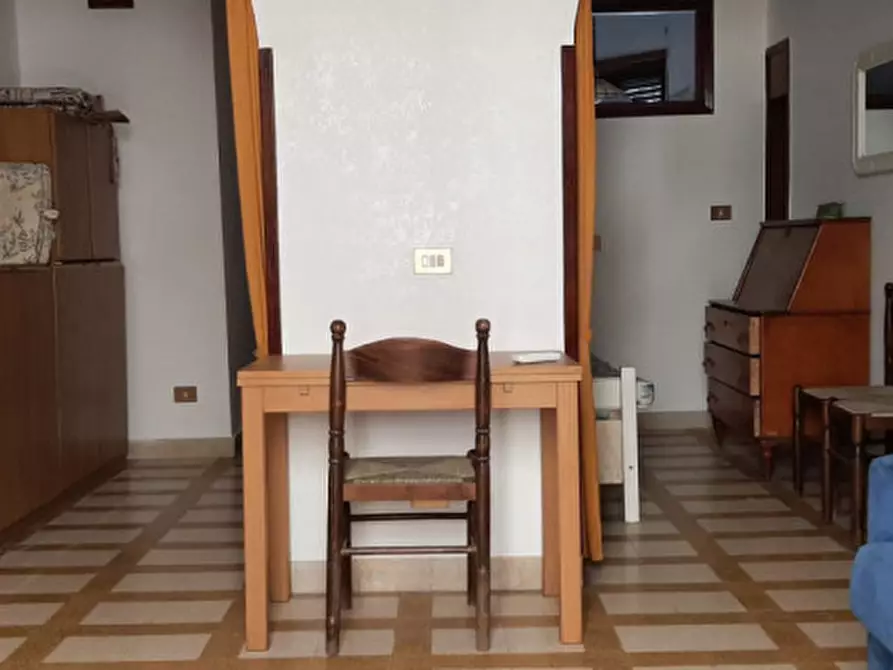 Immagine 3 di Appartamento in vendita  in angolo via di Villa Adele a Anzio