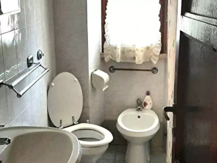 Immagine 8 di Appartamento in vendita  in angolo via di Villa Adele a Anzio