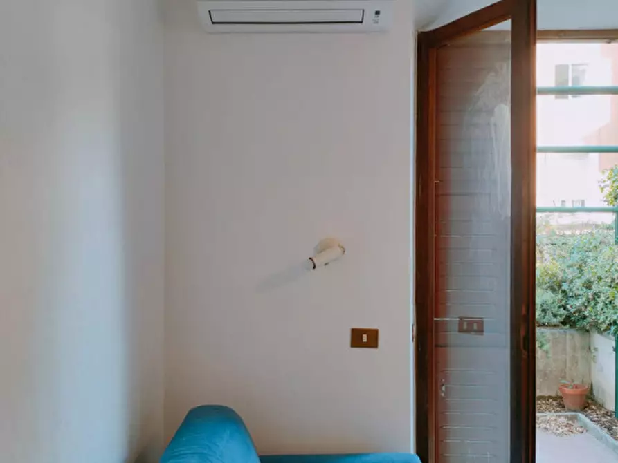 Immagine 12 di Appartamento in vendita  in angolo via di Villa Adele a Anzio