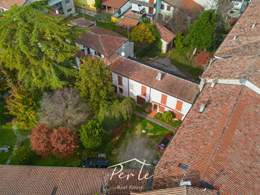 Immagine 27 di Appartamento in vendita  in piazza cornelio 5 a Ostiglia