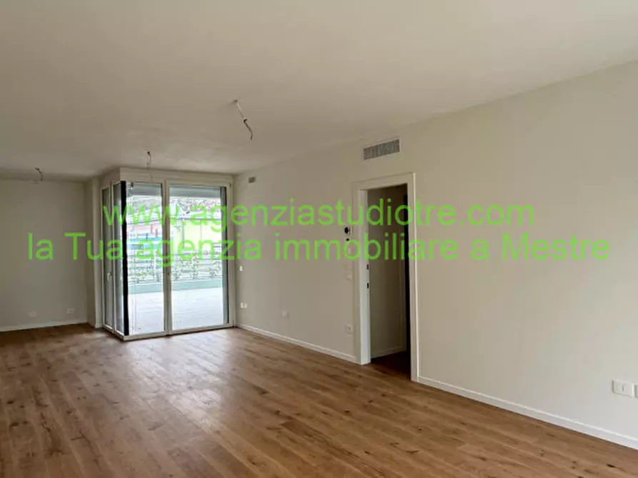 Immagine 8 di Appartamento in vendita  in via castellana 18 a Venezia