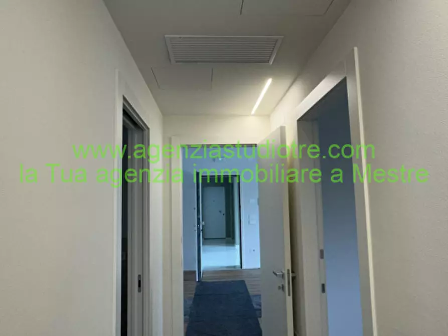 Immagine 18 di Appartamento in vendita  in via castellana 18 a Venezia