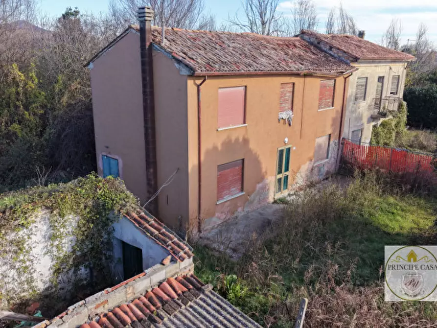 Immagine 1 di Casa bifamiliare in vendita  in Via Guglielmo Marconi a Monselice