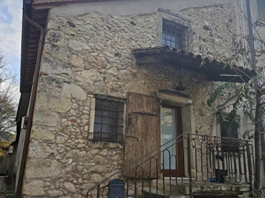 Immagine 2 di Rustico / casale in vendita  in via pilotto a Castelgomberto