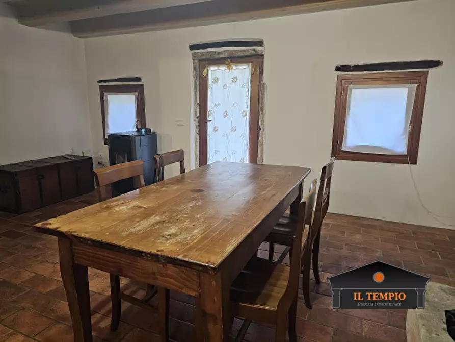 Immagine 3 di Rustico / casale in vendita  in via pilotto a Castelgomberto