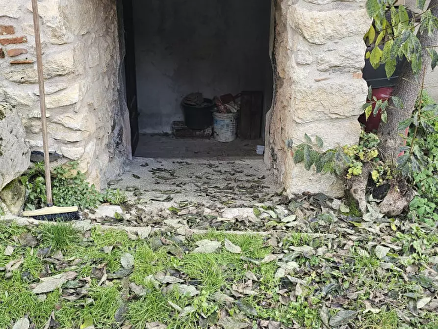 Immagine 11 di Rustico / casale in vendita  in via pilotto a Castelgomberto
