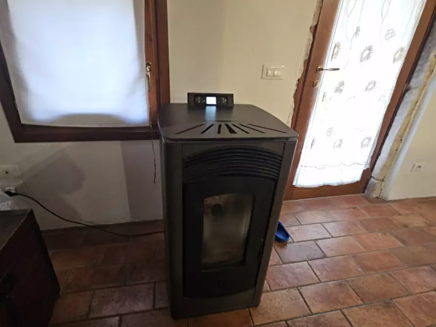 Immagine 12 di Rustico / casale in vendita  in via pilotto a Castelgomberto