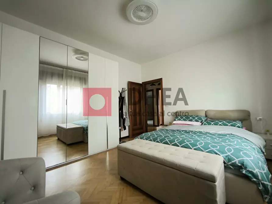 Immagine 11 di Villa in vendita  a Treviso