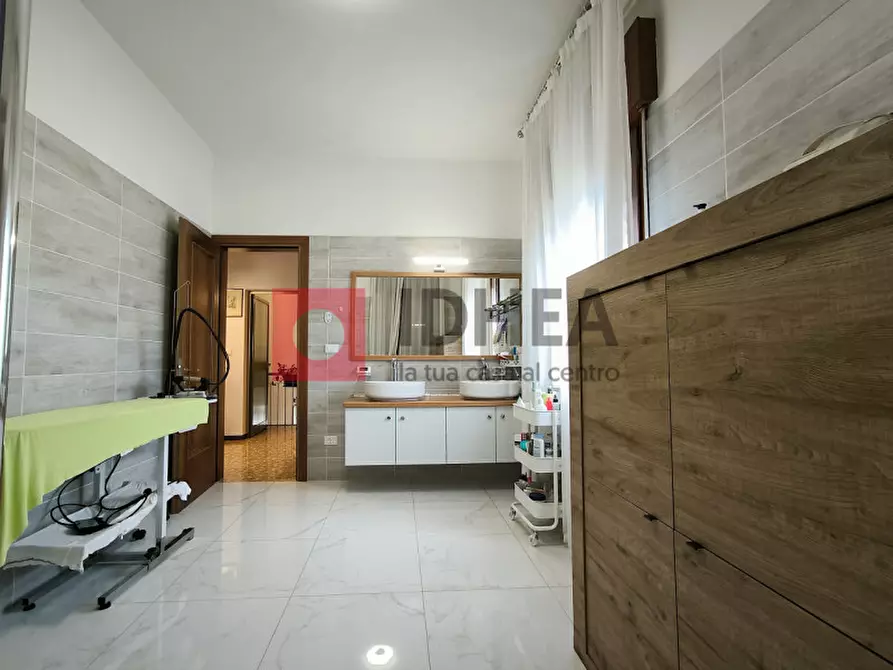 Immagine 18 di Villa in vendita  a Treviso