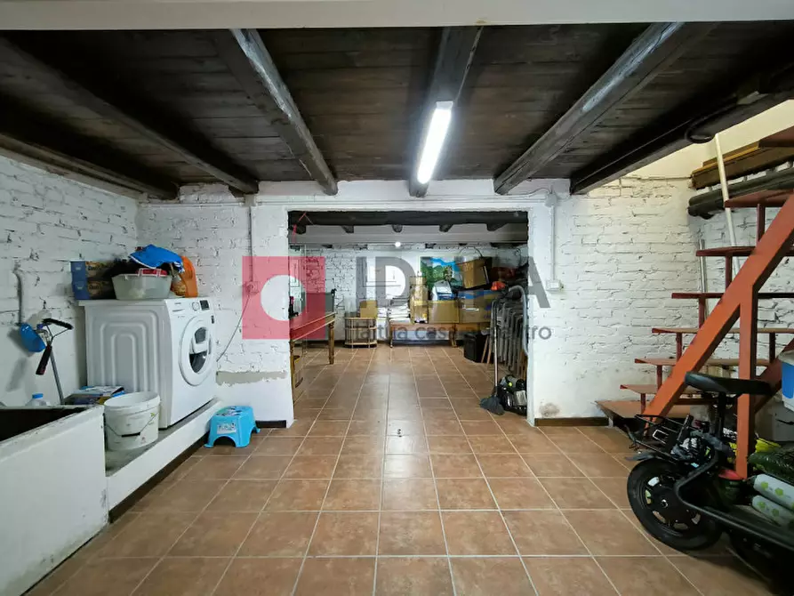 Immagine 25 di Villa in vendita  a Treviso