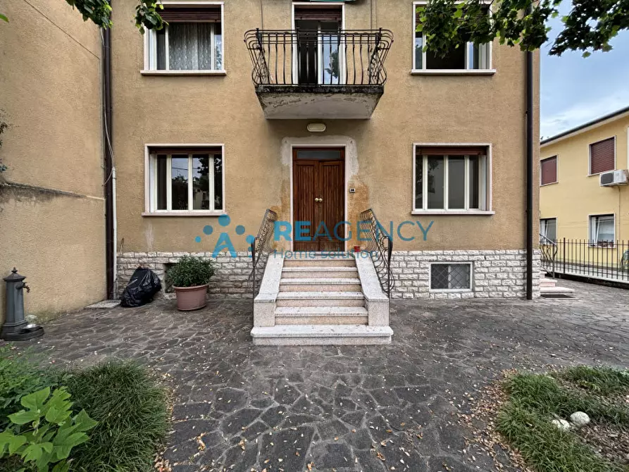 Immagine 3 di Appartamento in vendita  in Via Milazzo a Vicenza