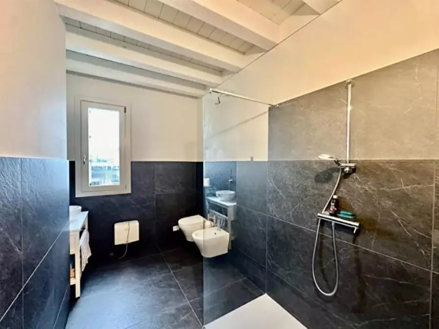 Immagine 13 di Appartamento in vendita  in Via Ponte a Castegnero