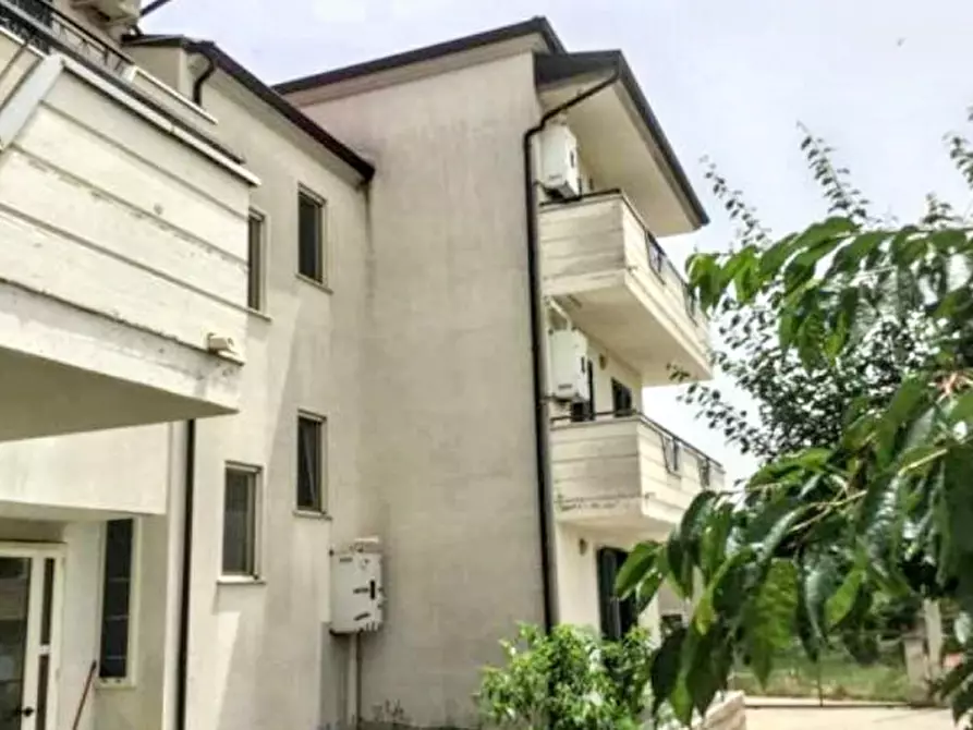 Immagine 7 di Palazzo in vendita  in Via Barricelle, 85050 Barricelle PZ, Italia a Marsicovetere