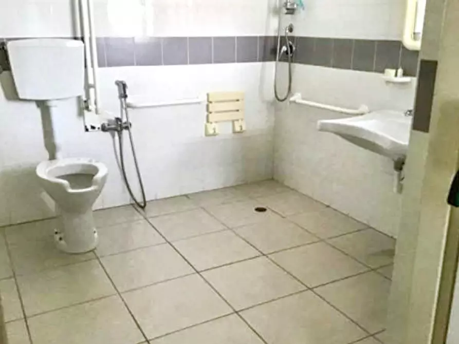 Immagine 14 di Palazzo in vendita  in Via Barricelle, 85050 Barricelle PZ, Italia a Marsicovetere