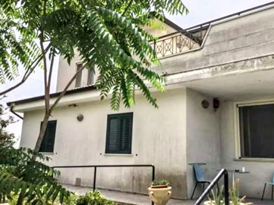 Immagine 16 di Palazzo in vendita  in Via Barricelle, 85050 Barricelle PZ, Italia a Marsicovetere