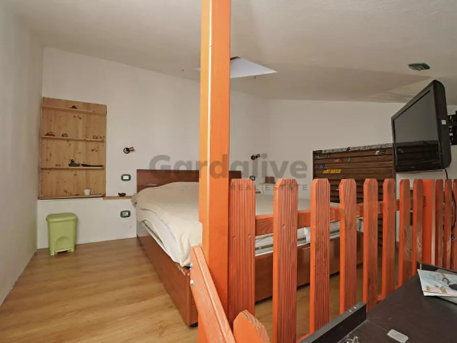 Immagine 12 di Appartamento in vendita  in Via Sasso a Gargnano