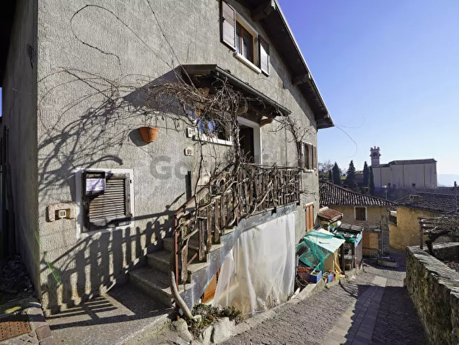 Immagine 17 di Appartamento in vendita  in Via Sasso a Gargnano