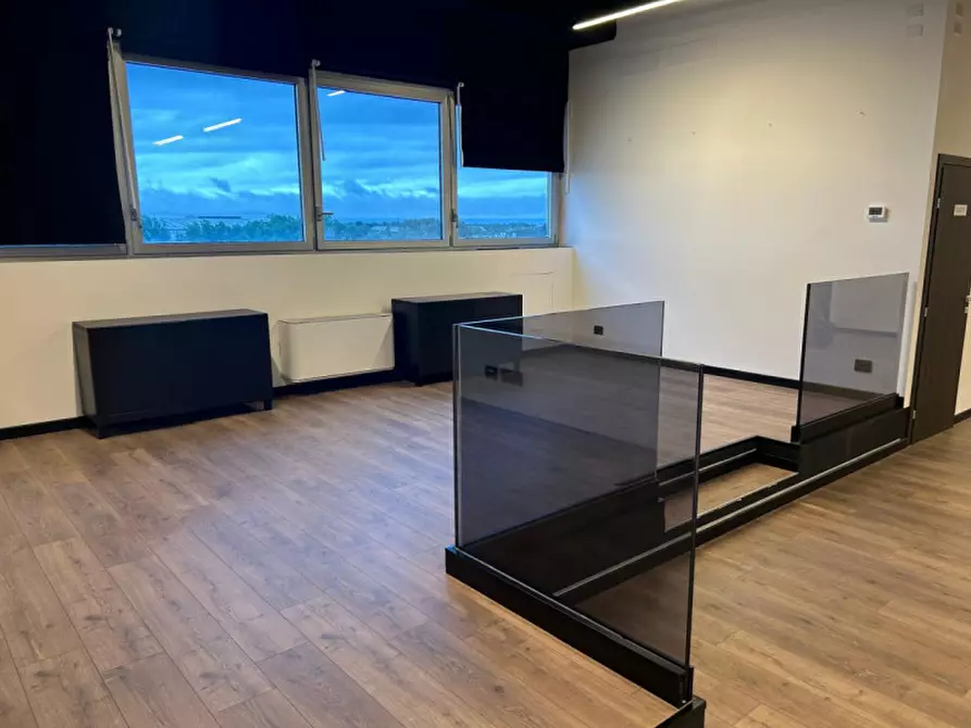 Immagine 3 di Ufficio in affitto  in Via Sebastiano Venier a Marcon