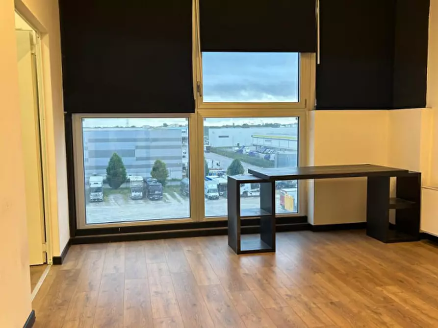 Immagine 7 di Ufficio in affitto  in Via Sebastiano Venier a Marcon