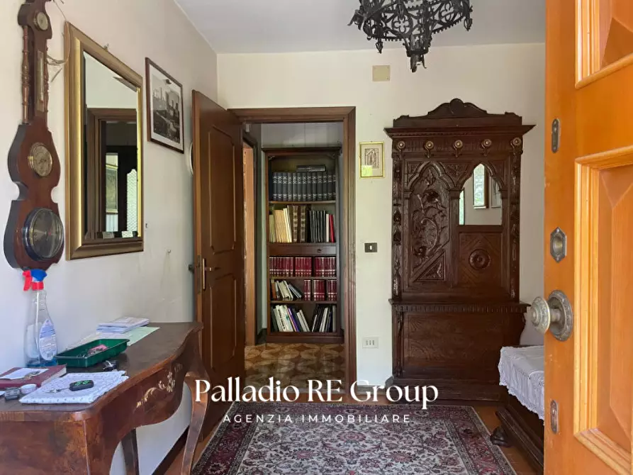 Immagine 4 di Casa bifamiliare in vendita  in via lago di trasimeno a Vicenza