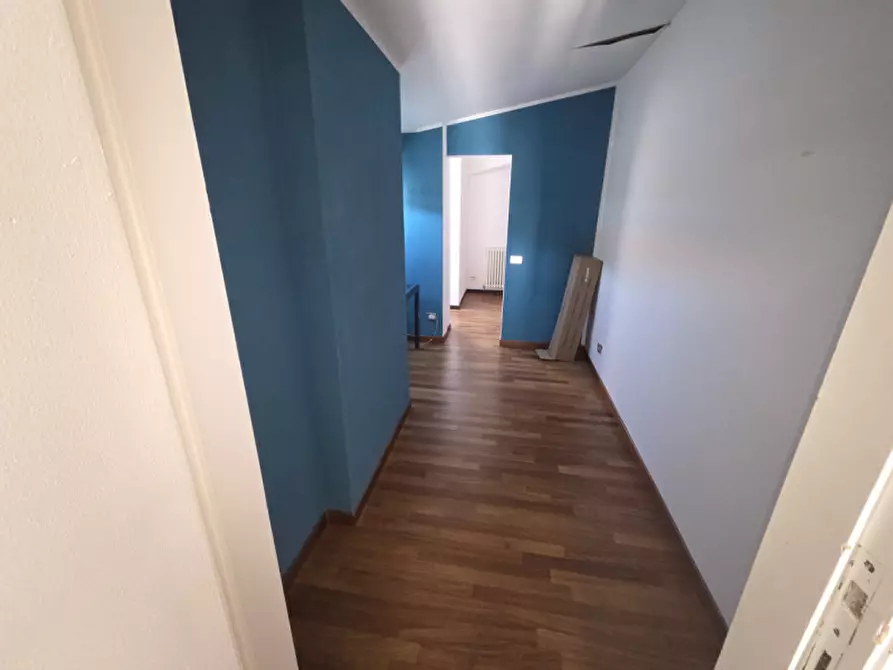 Immagine 29 di Attico in affitto  in via saragozza a Bologna