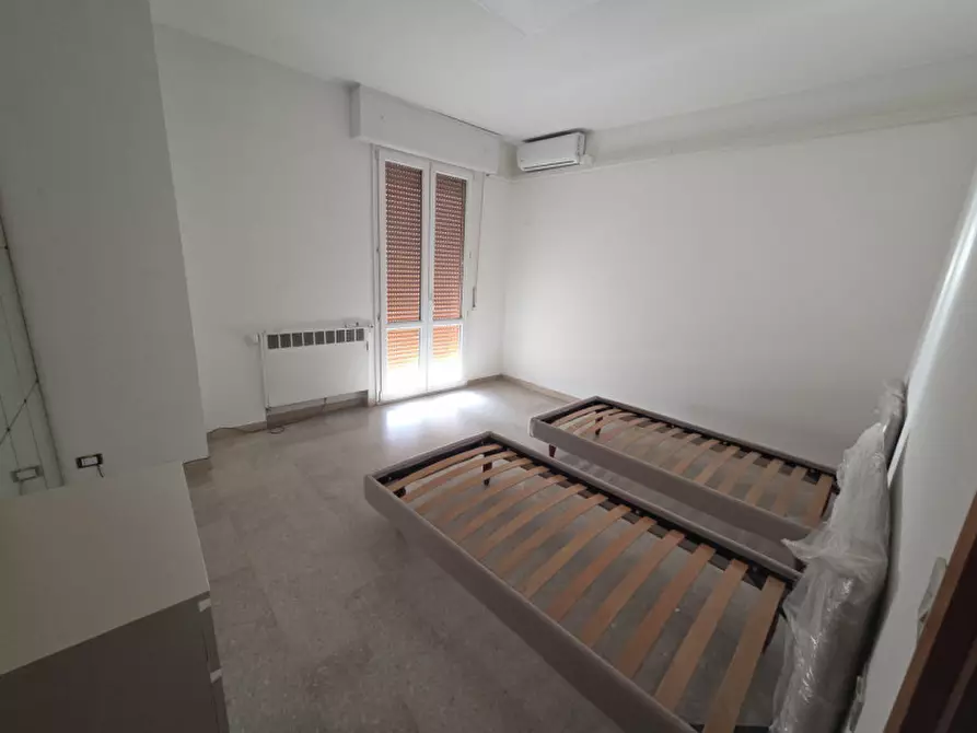 Immagine 36 di Attico in affitto  in via saragozza a Bologna