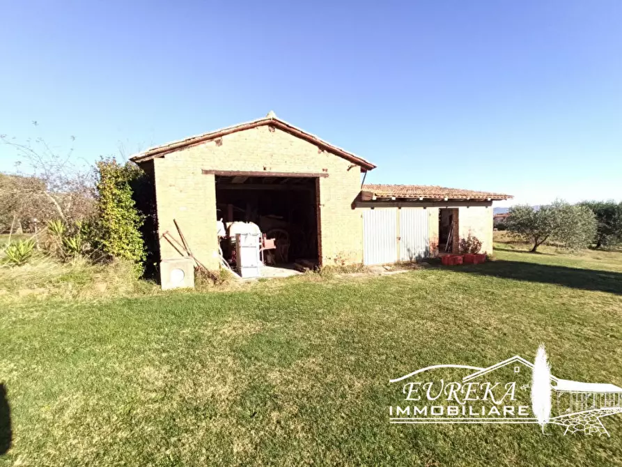 Immagine 5 di Casa indipendente in vendita  in Via Soccorso a Castiglione Del Lago