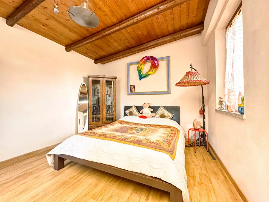 Immagine 14 di Villa in vendita  in Via Rovasenda, 139 a Gattinara