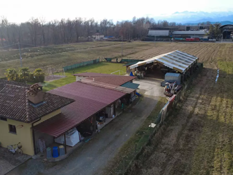 Immagine 30 di Villa in vendita  in Via Rovasenda, 139 a Gattinara