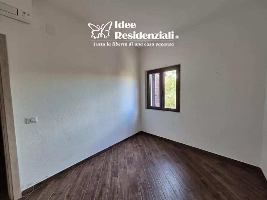 Immagine 13 di Villetta a schiera in vendita  a Golfo Aranci