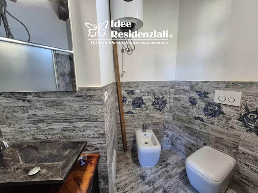 Immagine 13 di Villetta a schiera in vendita  a Golfo Aranci