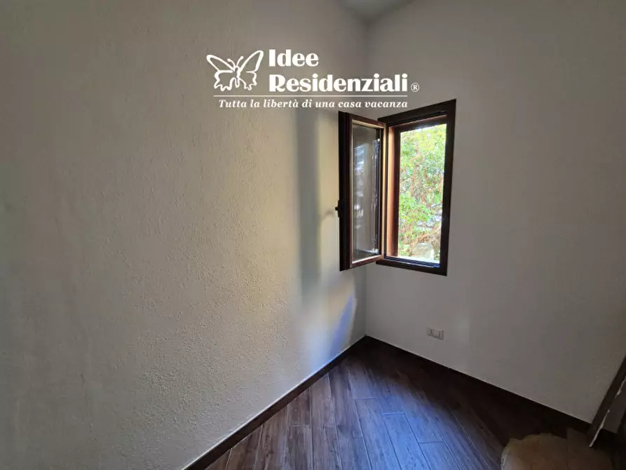 Immagine 19 di Villetta a schiera in vendita  a Golfo Aranci