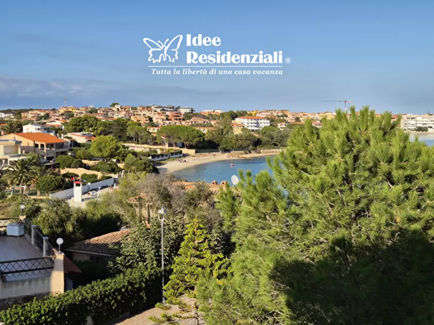 Immagine 21 di Villetta a schiera in vendita  a Golfo Aranci