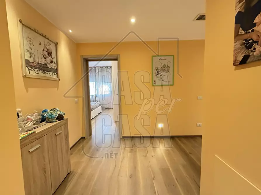 Immagine 5 di Casa bifamiliare in vendita  in Via Montegrotto a Montegrotto Terme