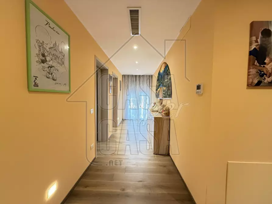 Immagine 6 di Casa bifamiliare in vendita  in Via Montegrotto a Montegrotto Terme