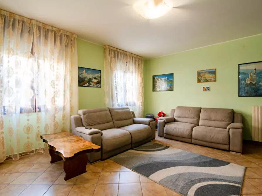 Immagine 4 di Casa bifamiliare in vendita  in Via Giosuè Borsi a Abano Terme