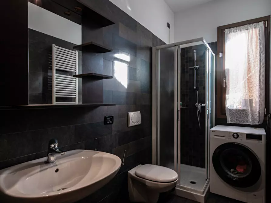 Immagine 35 di Casa bifamiliare in vendita  in Via Giosuè Borsi a Abano Terme