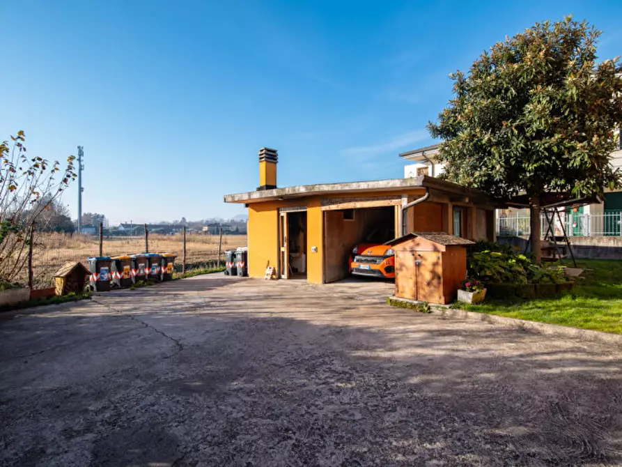 Immagine 41 di Casa bifamiliare in vendita  in Via Giosuè Borsi a Abano Terme