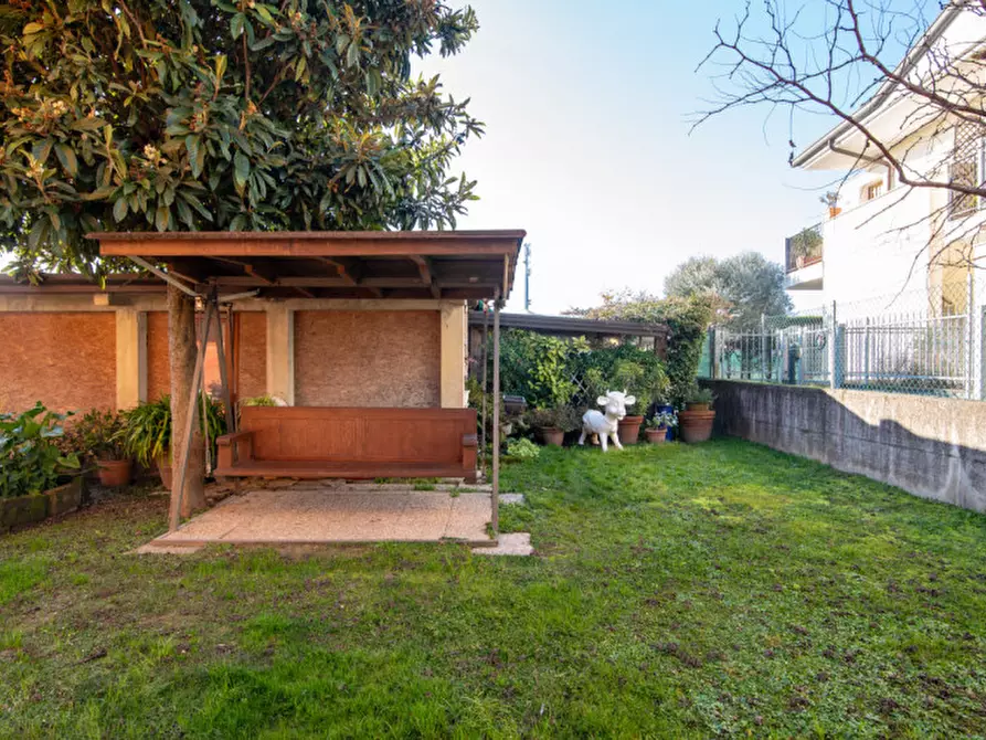 Immagine 41 di Casa bifamiliare in vendita  in Via Giosuè Borsi a Abano Terme