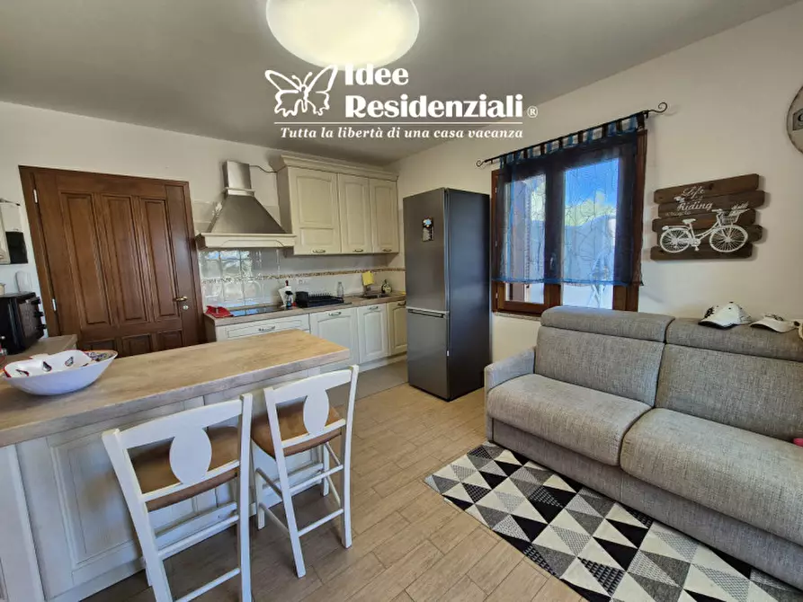 Immagine 1 di Appartamento in vendita  a Olbia