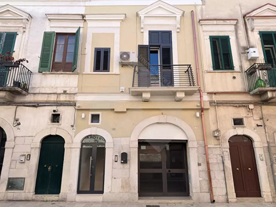 Immagine 2 di Casa indipendente in vendita  a Andria