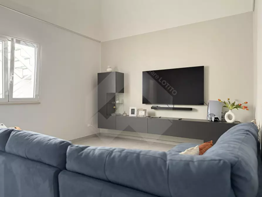 Immagine 7 di Casa indipendente in vendita  a Andria