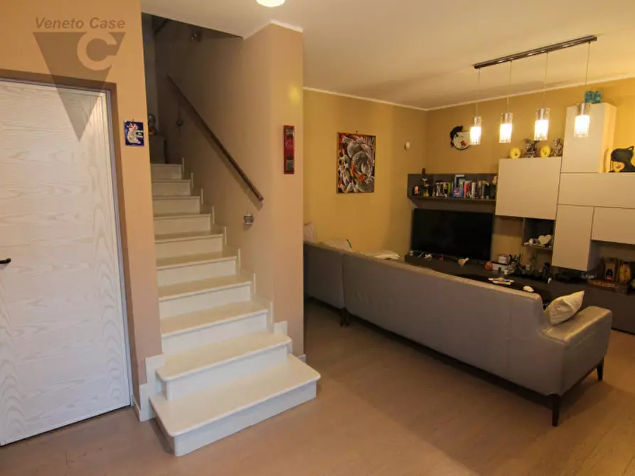 Immagine 5 di Casa quadrifamiliare in vendita  in via della pace a Piove Di Sacco